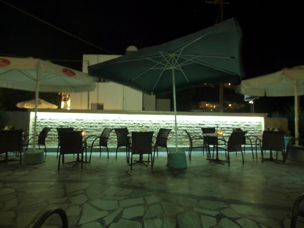 Фото Отель Serifos Beach