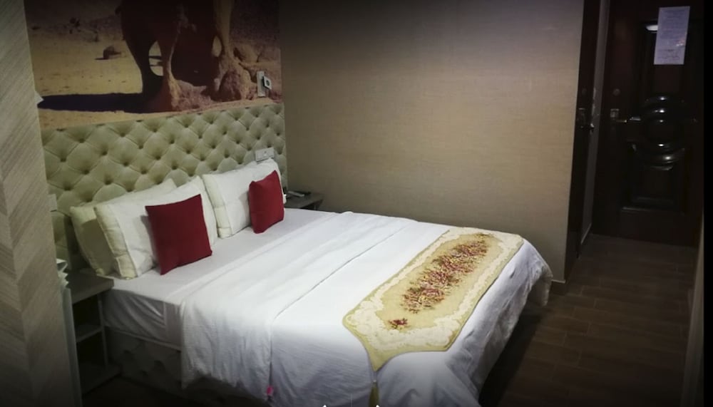 Фото Hotel Timgad