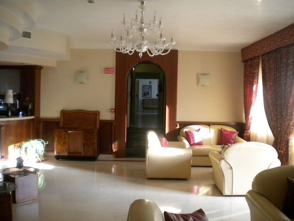 Фото Belvedere Club Hotel