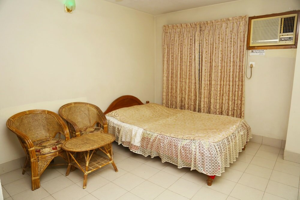 Фото Hotel Golden City