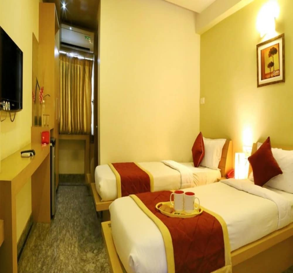 Фото отеля 2