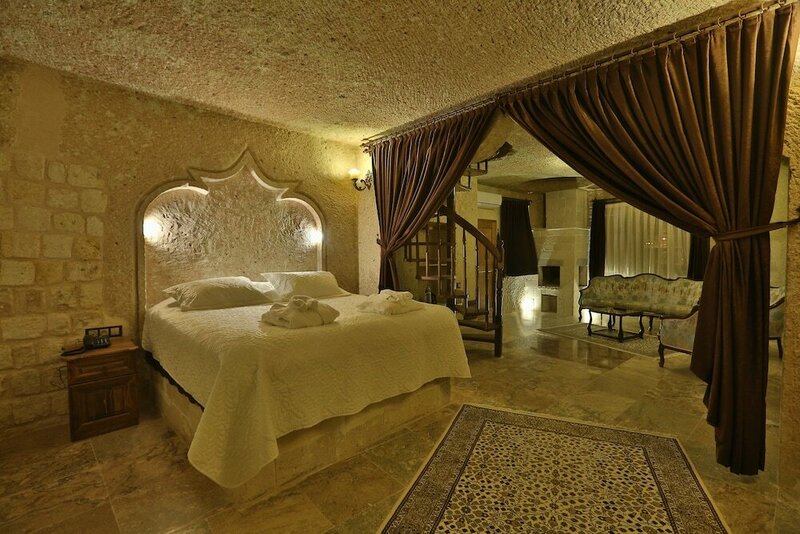 Гостиница Oread Cave Suites в Ургюпе