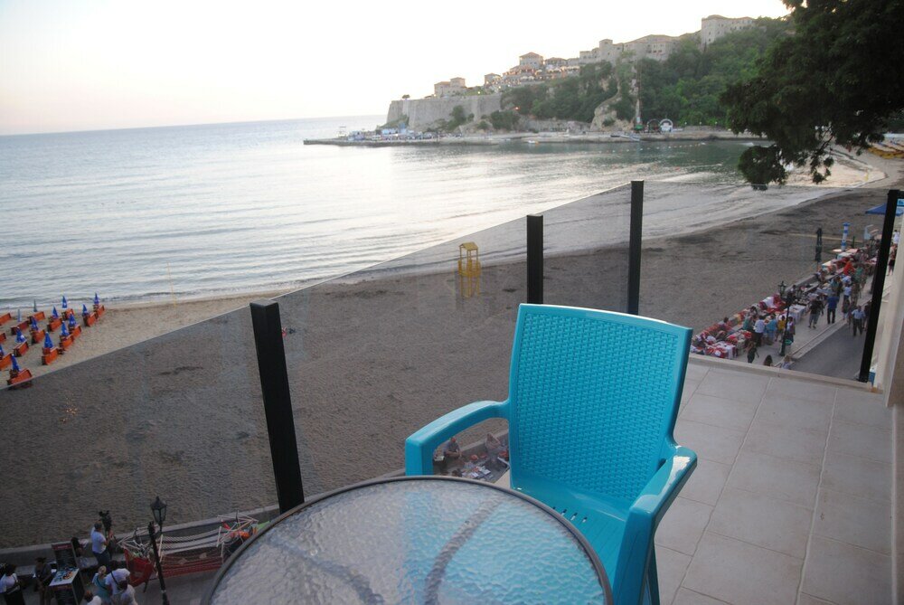 Фото Отель Cruiser