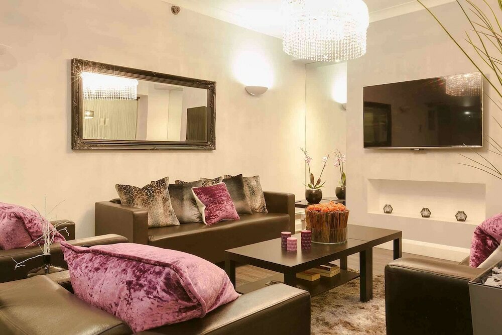 Фото Croft Court Hotel