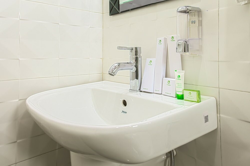 Фото Treebo Trend Orion Sapphire