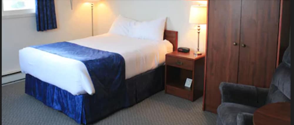 Фото Fairway Inn