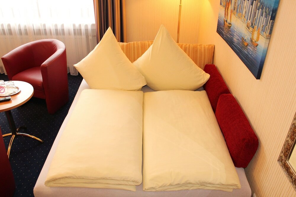 Фото Stadthotel Augsburg