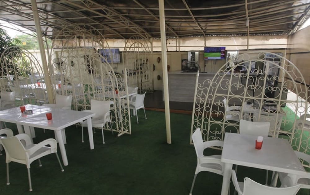 Фото O2 Arena Suites Lounge