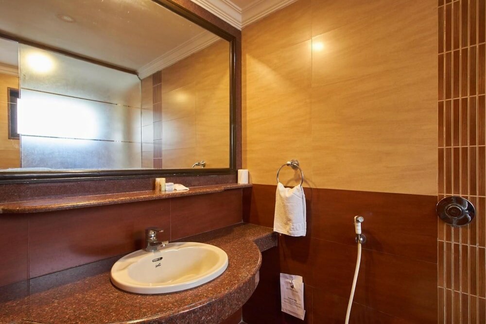 Фото Lytton Hotel