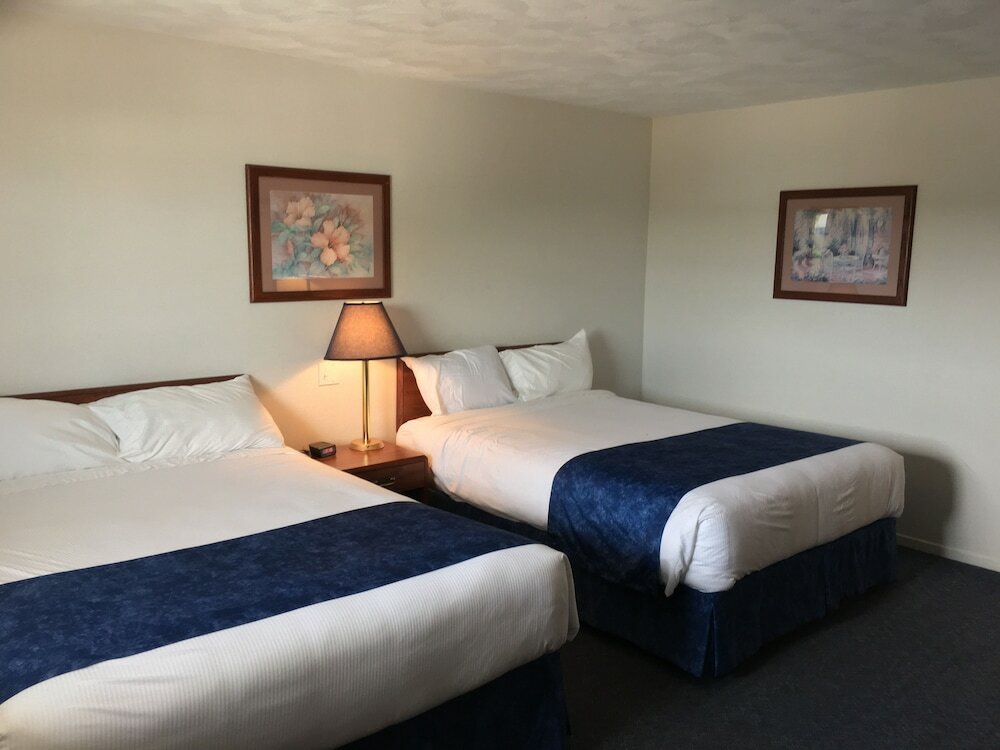 Фото Fairway Inn