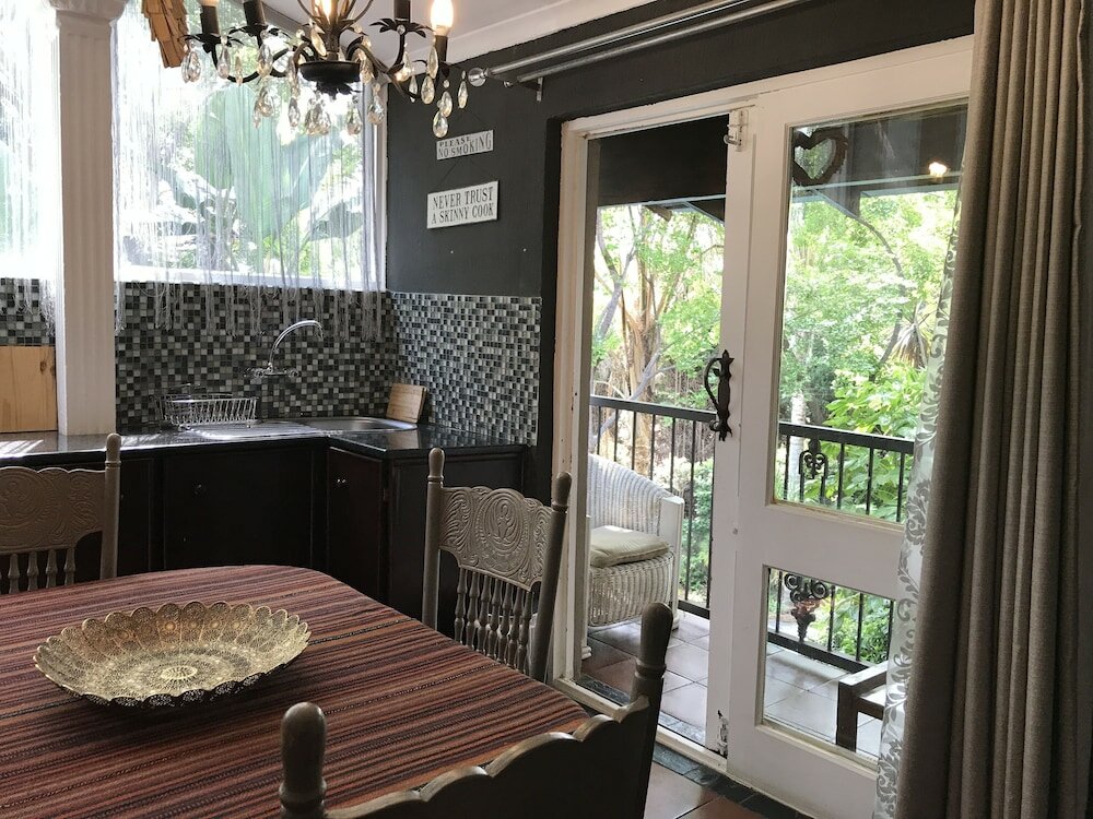 Фото Waterhouse Guest Lodges 295 Indus Street