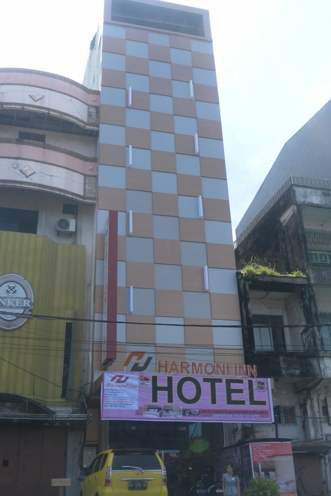 Фото Harmoni Inn Pelabuhan Makassar