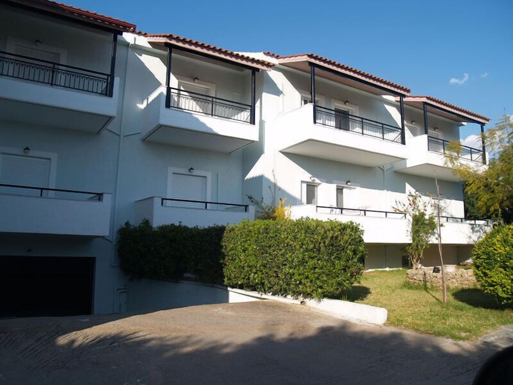 Фото Kleopatra Traditional Hotel Apartments