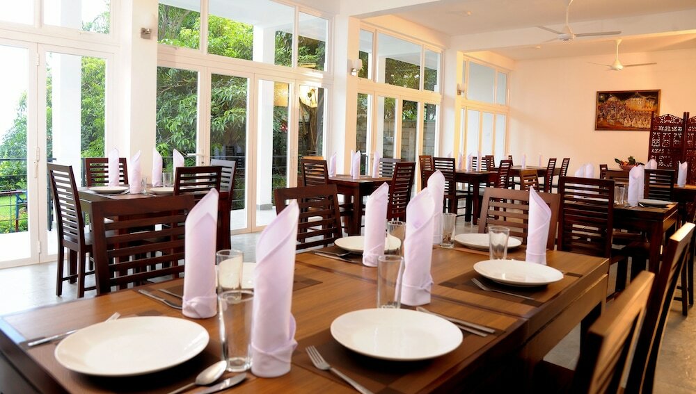 Фото The Kandyan Villa