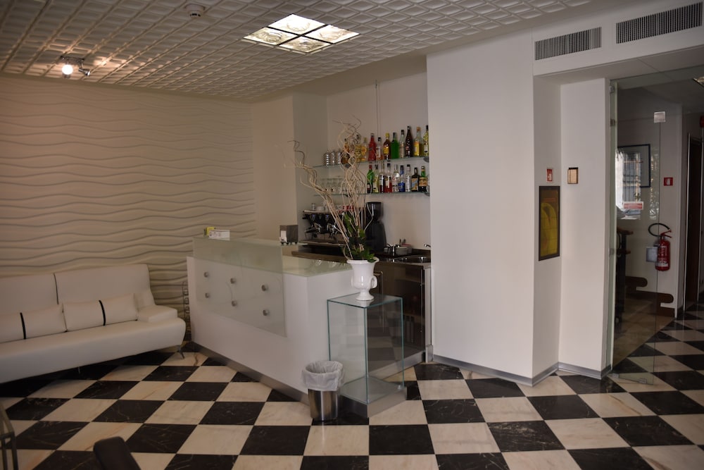 Фото Hotel Fiesta