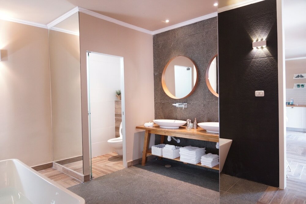 Фото Erettz Zeelim