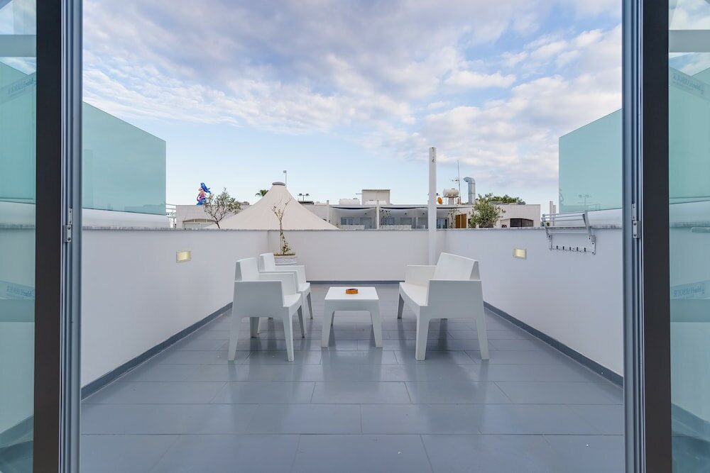 Фото Blue Harbour Boutique