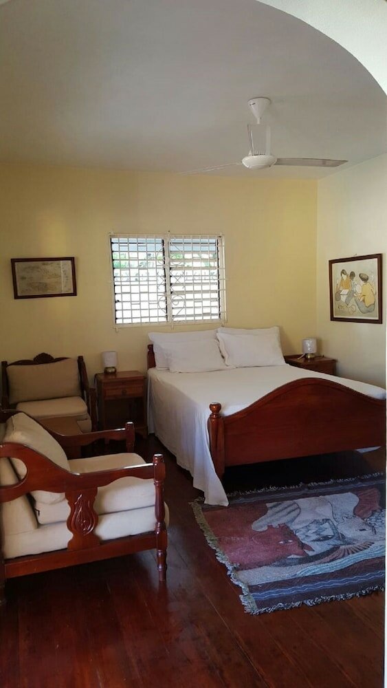 Фото Ocho Rios Pimento Villas