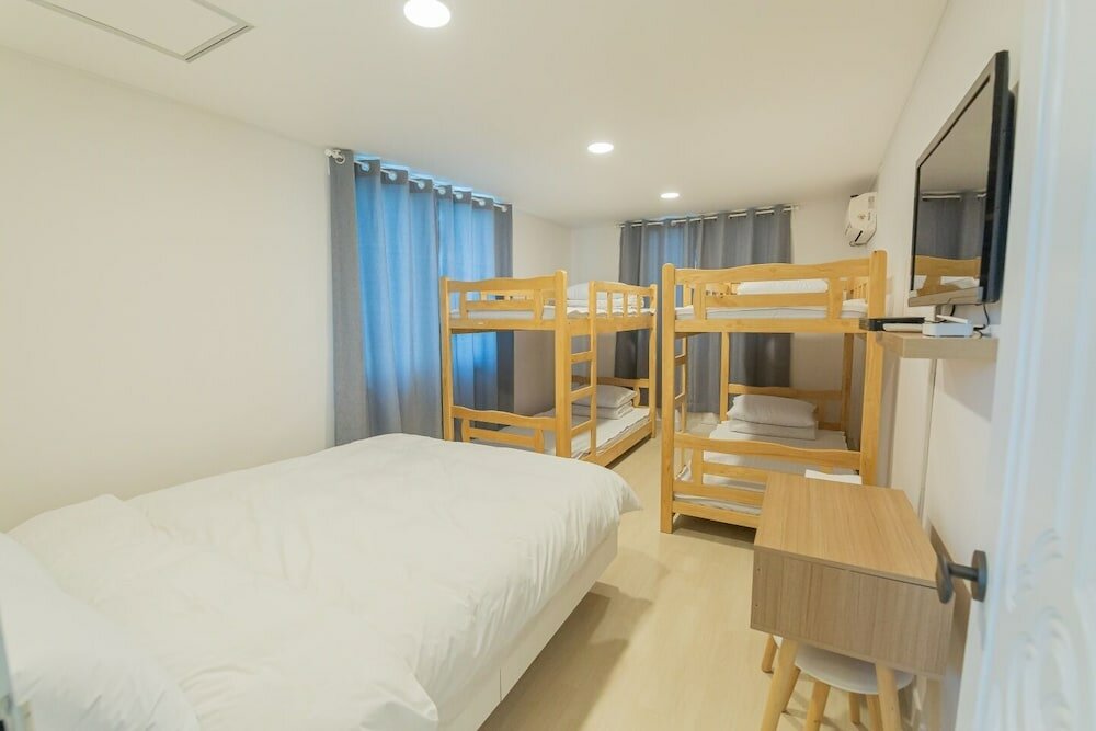 Фото James Blue Guesthouse