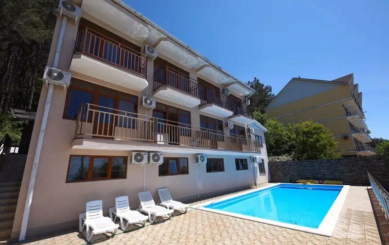 Фото отеля 1