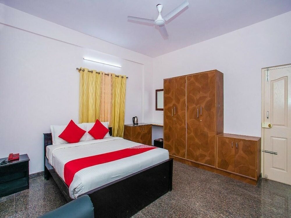 Фото Hotel G Grand by Urban Stay