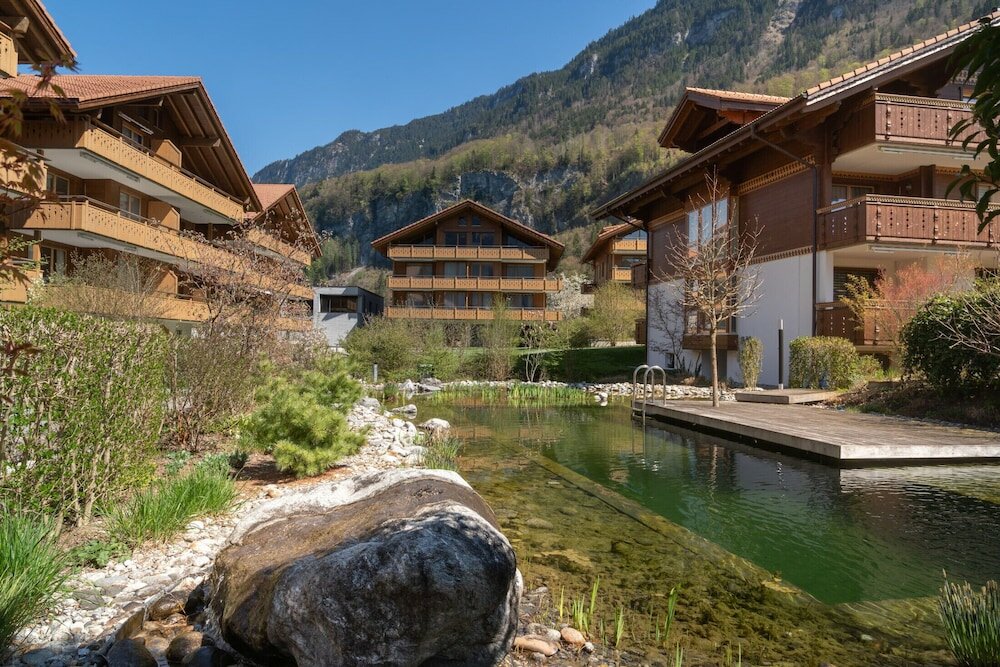 Фото Chalet Apartments Iseltwald