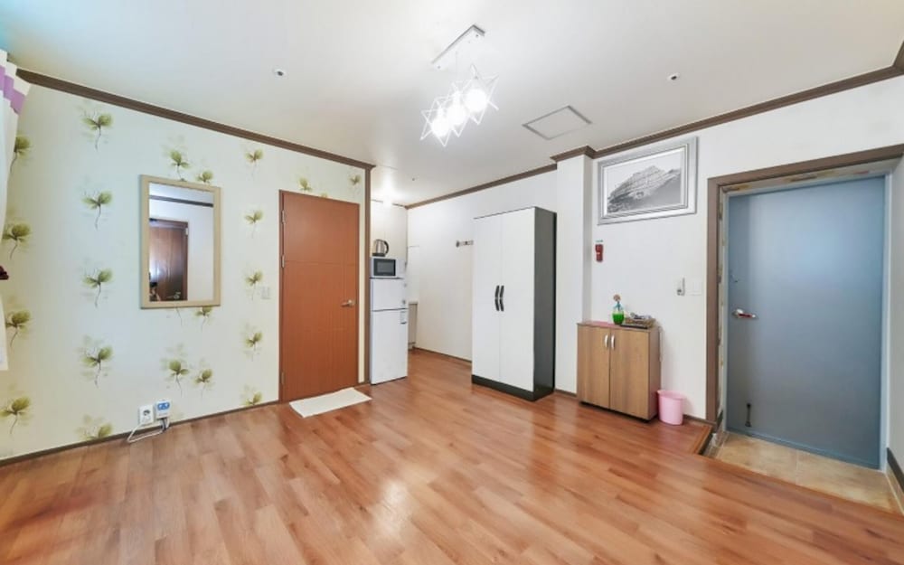 Фото Yeosu Expo Pension Hotel