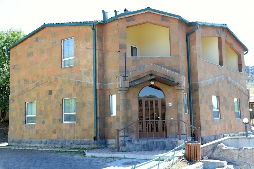 Фото Armenian Village Park Hotel