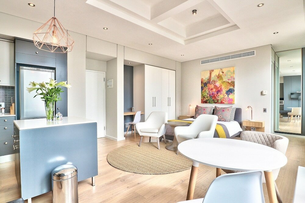 Фото 1008 Cartwrights Corner