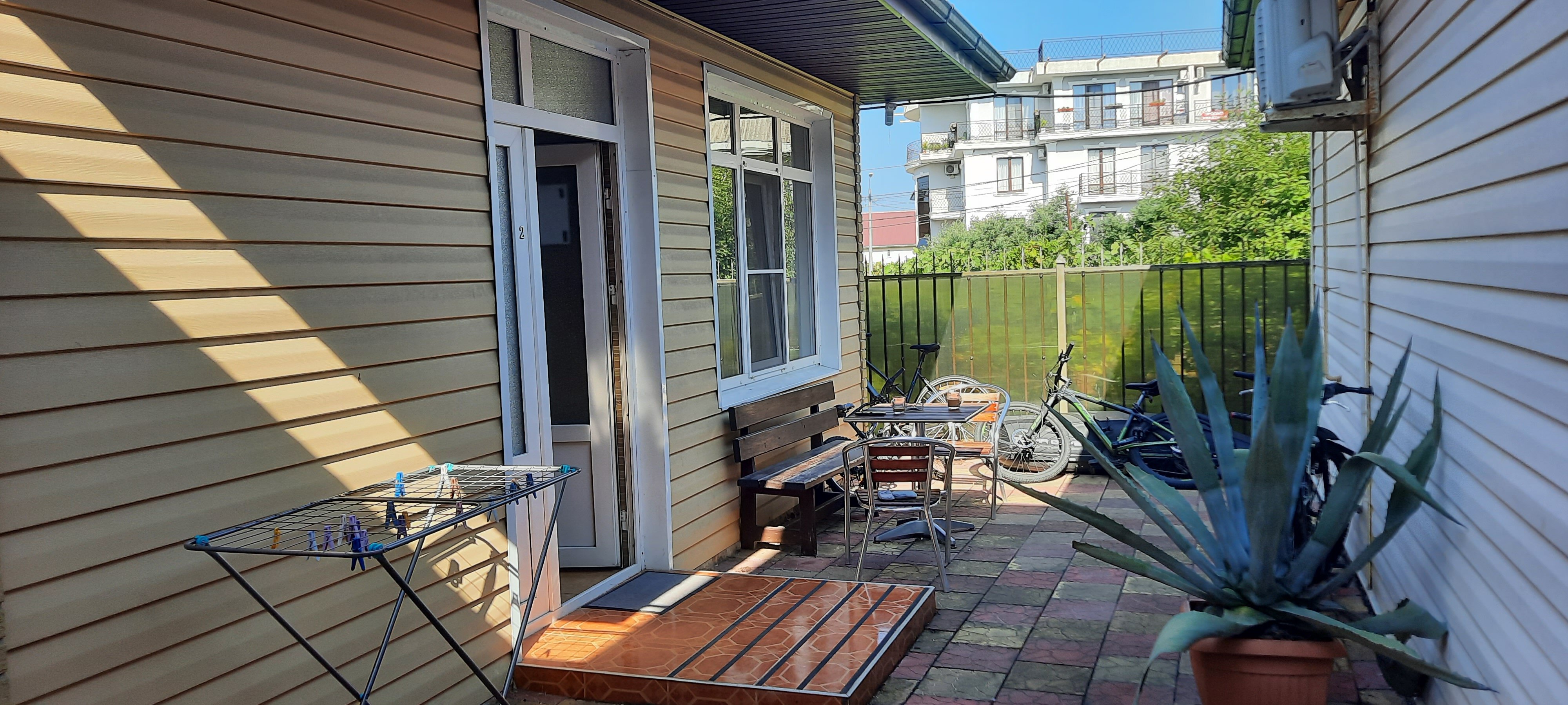 Фото Август