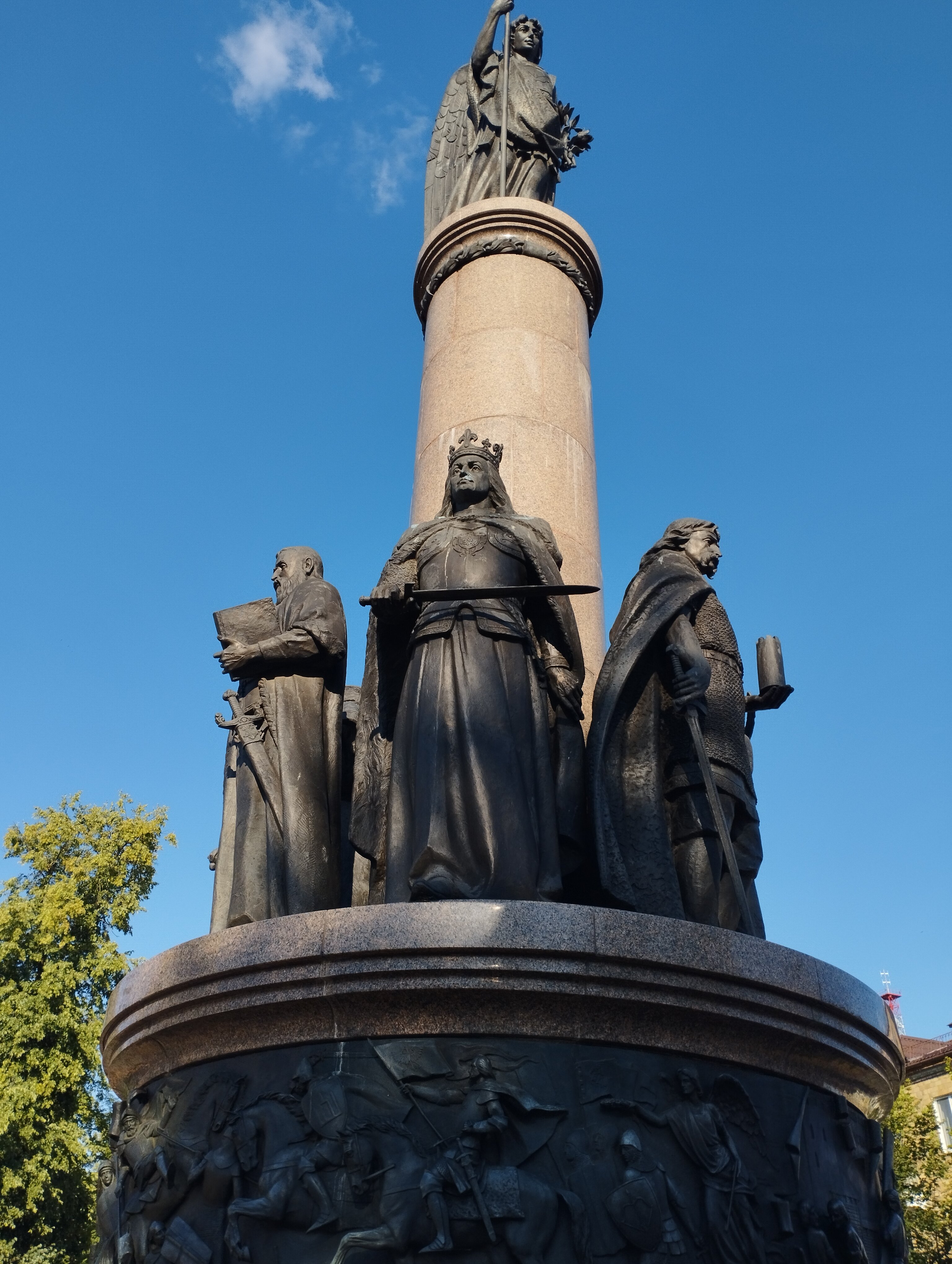 Фото Гоголь