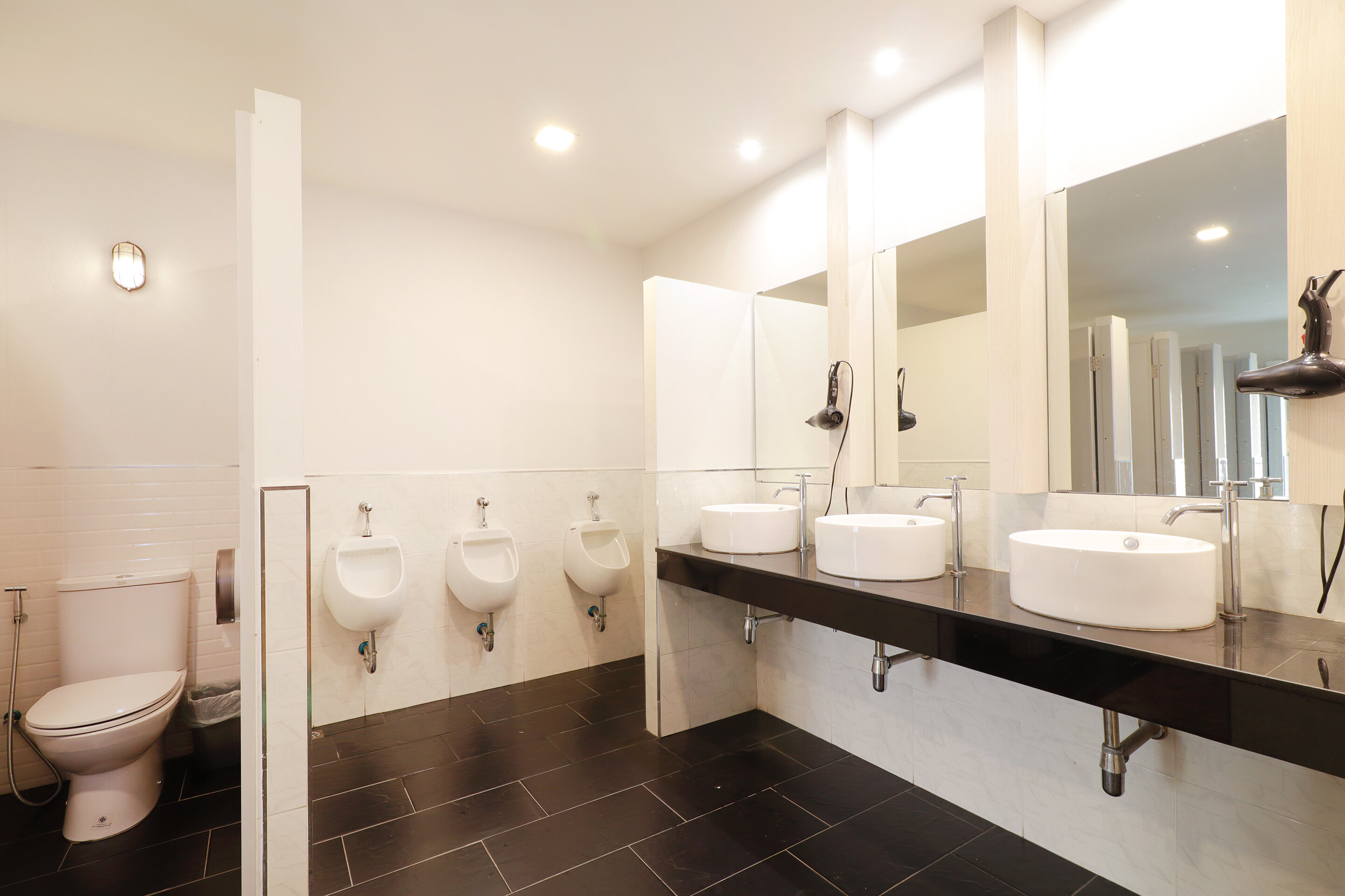 Фото Oyo 531 Le Light House & Hostel