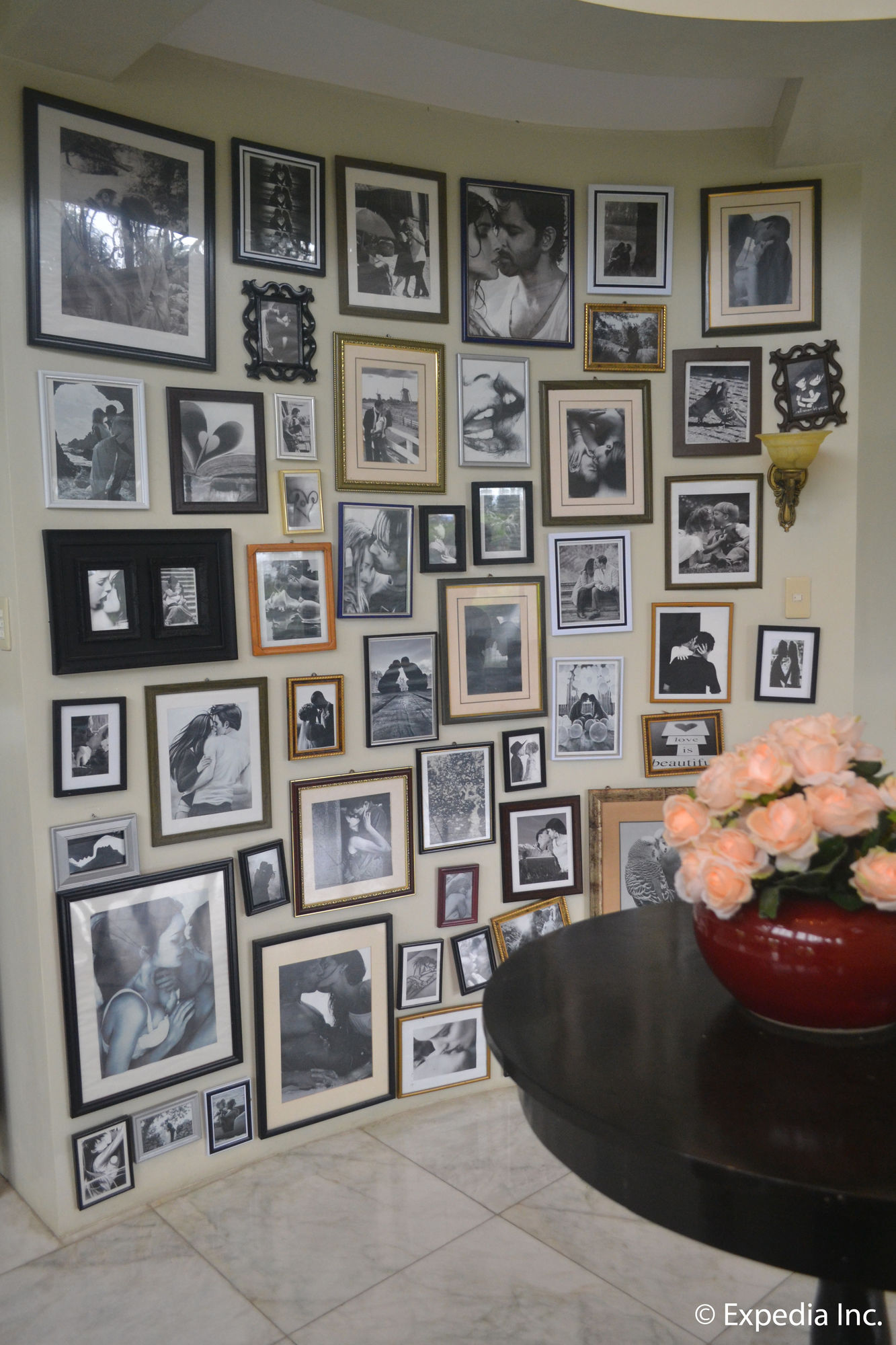 Фото The Q Hotel & Restaurant