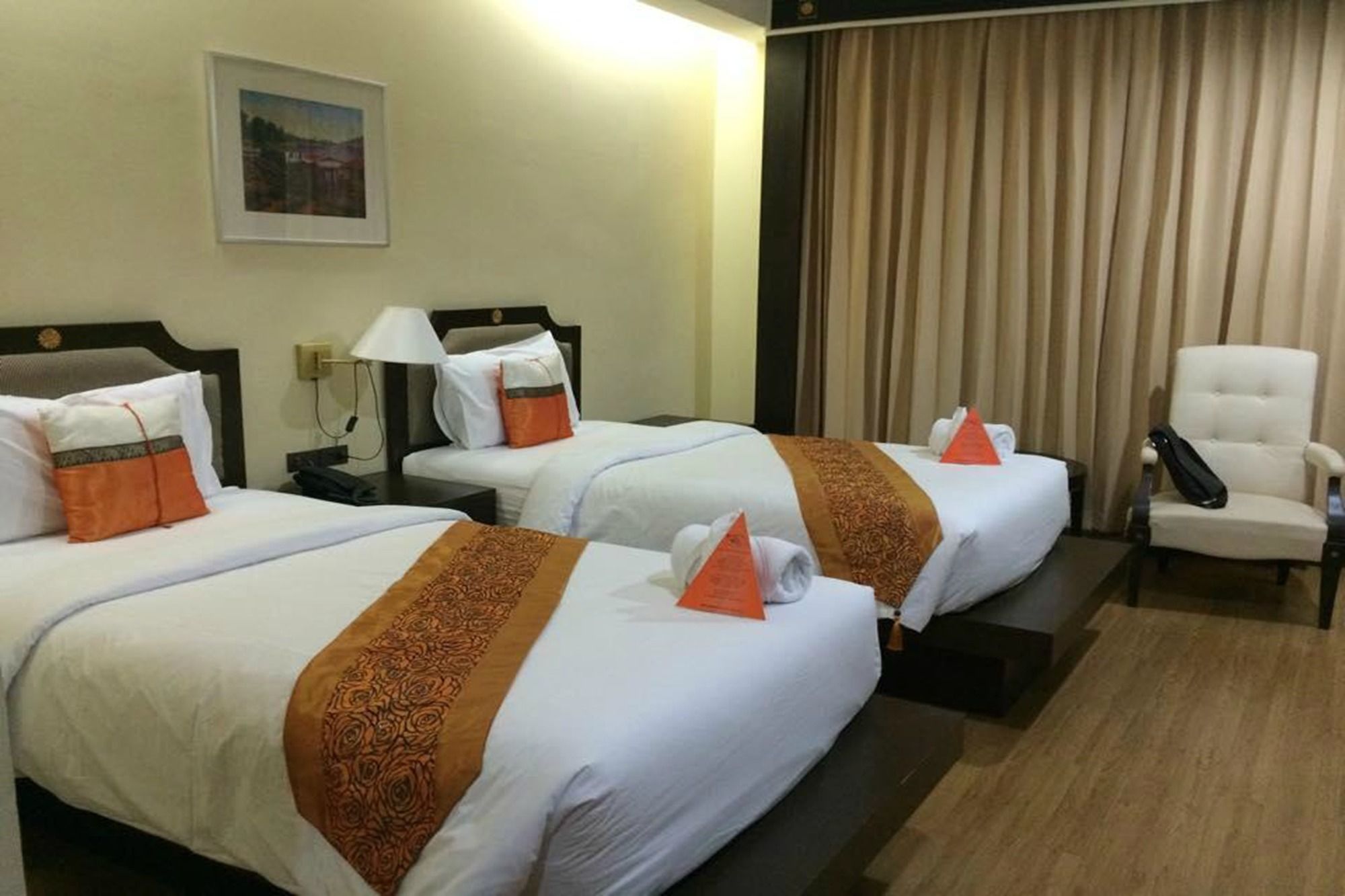 Фото Wangchan Riverview Hotel