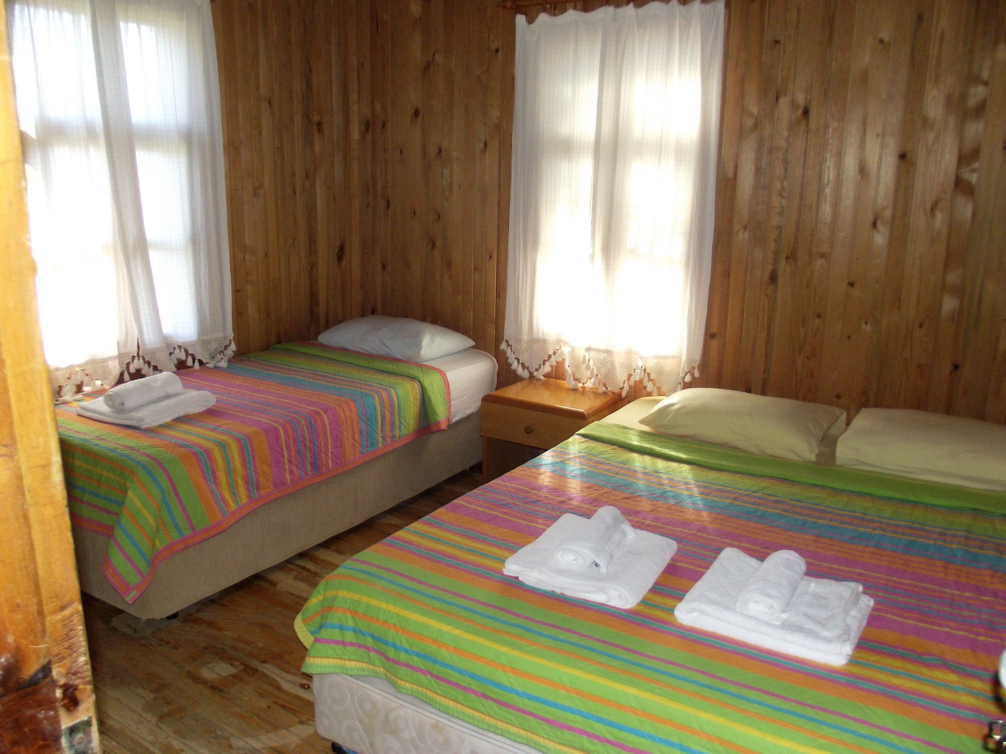 Фото Koala Bungalows