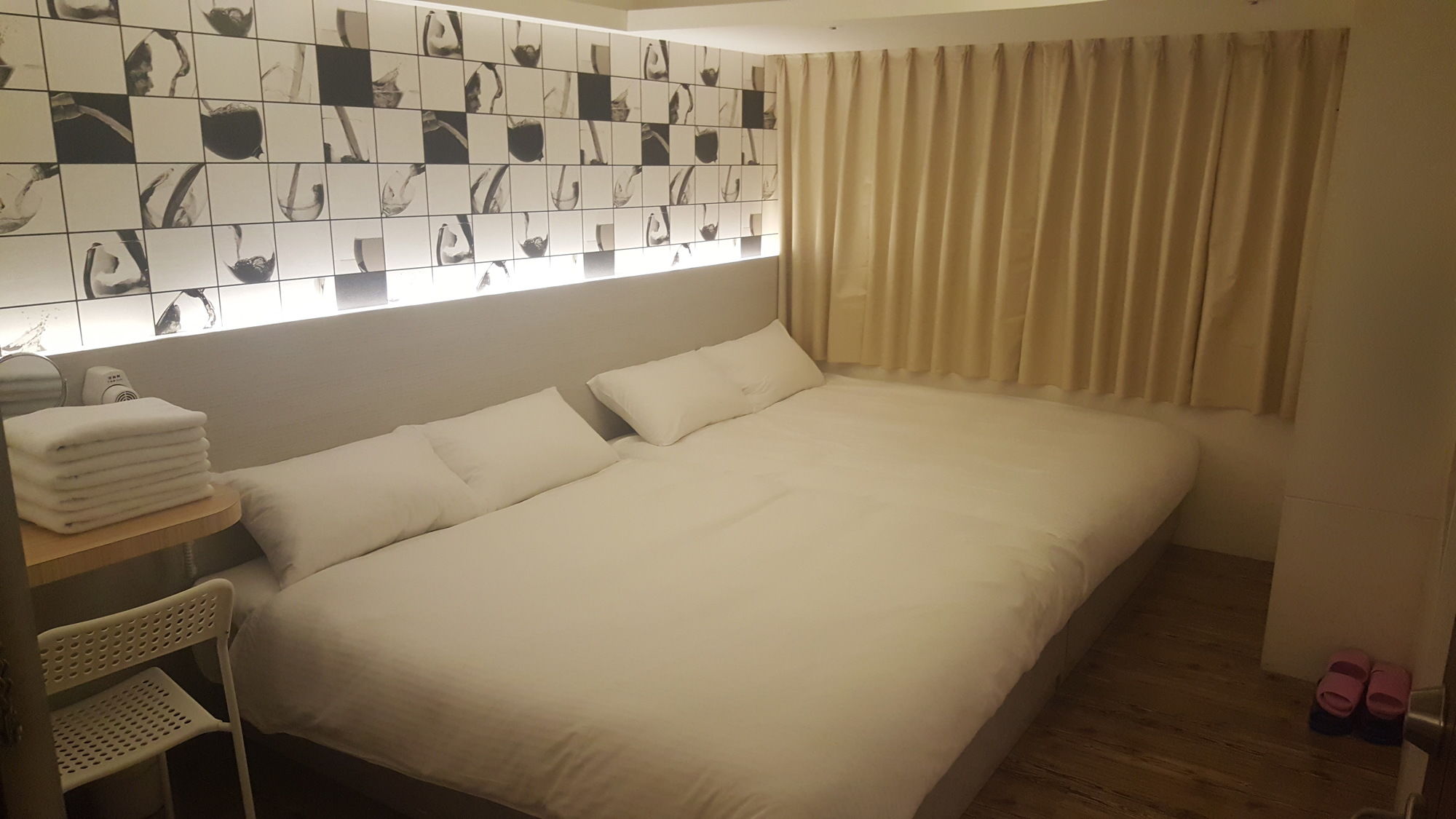 Фото Honey Prince Hotel