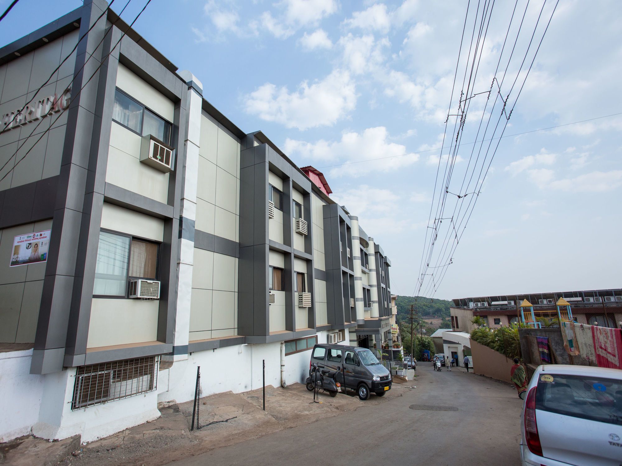 Фото отеля 3