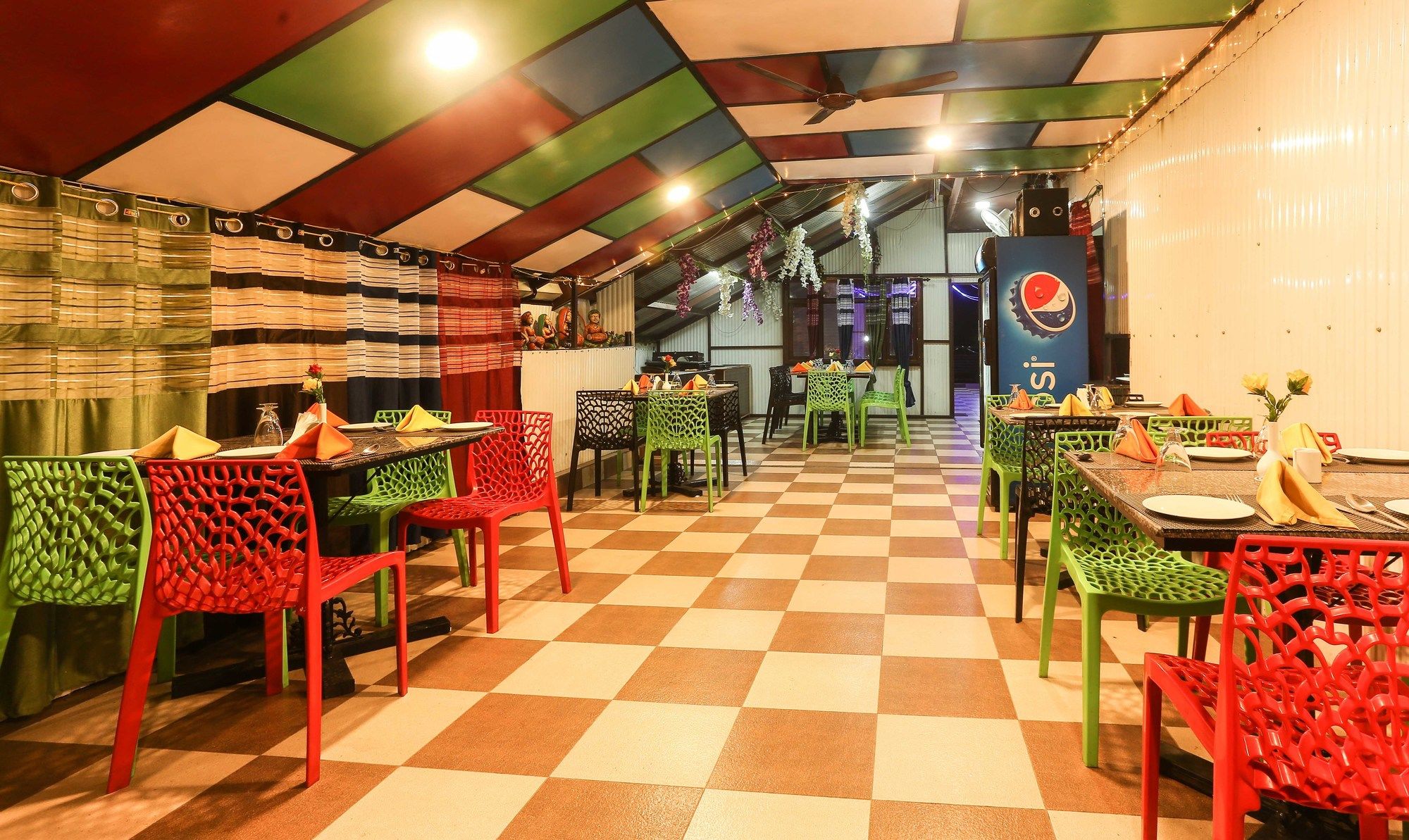 Фото Treebo Trend Roshan House