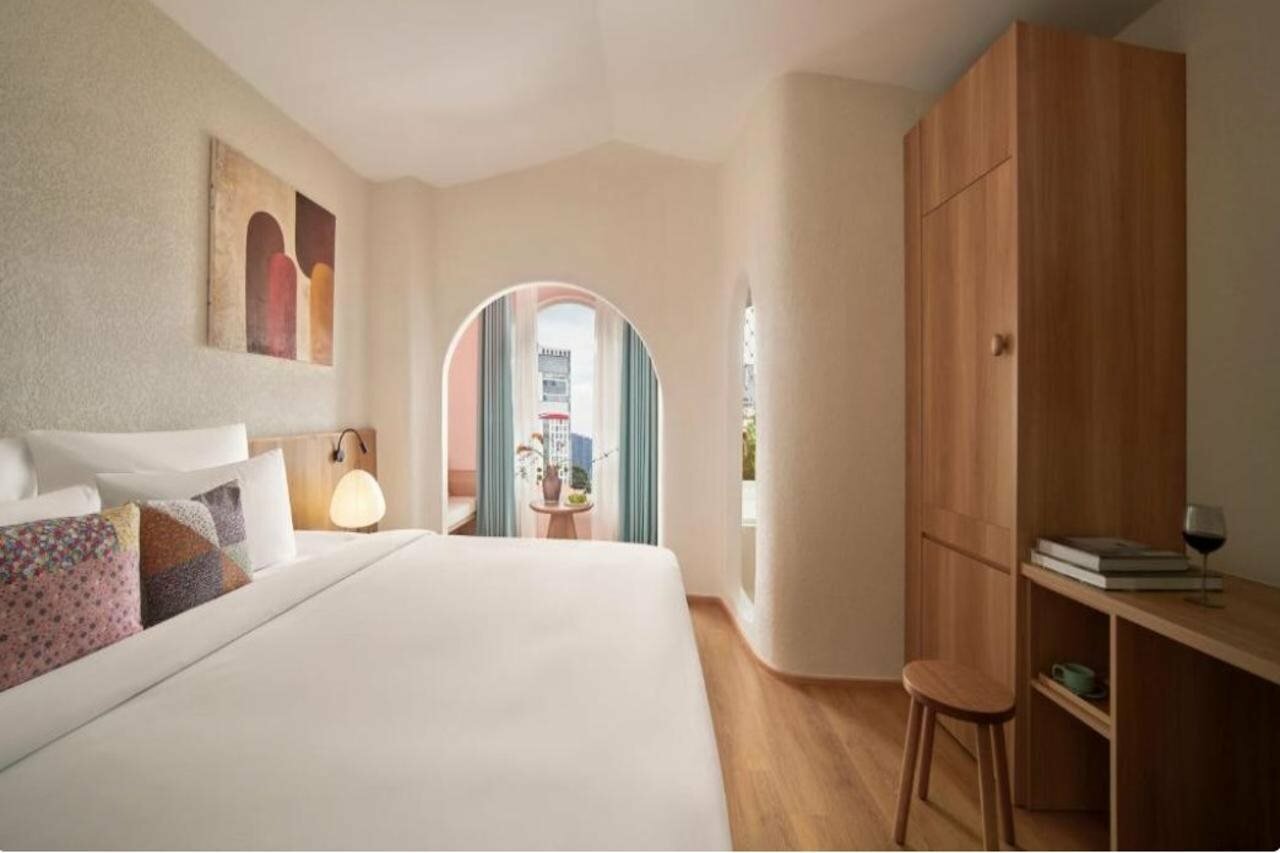 Фото Silverland Central