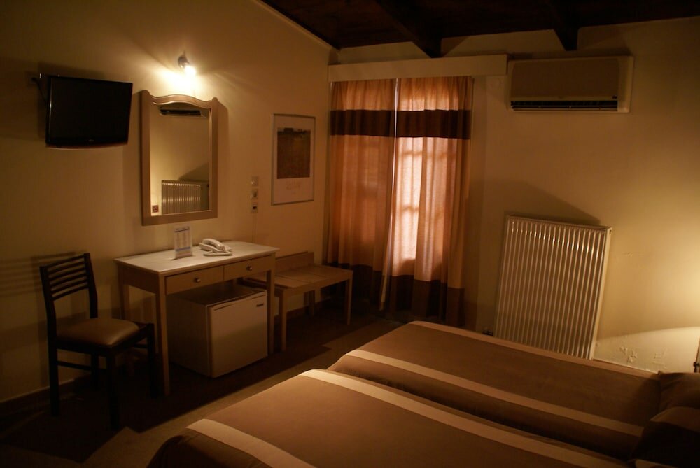 Фото Yria Hotel