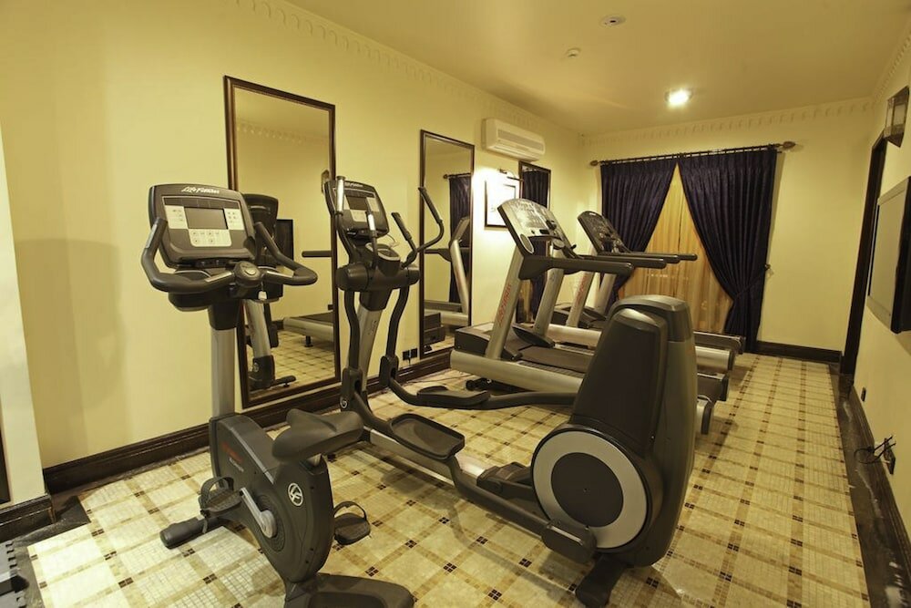 Фото Heritage Luxury Suites- All Suite hotel