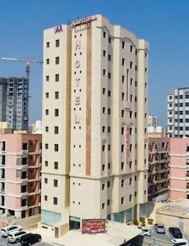 Гостиница Magic Suites Al Mahboula