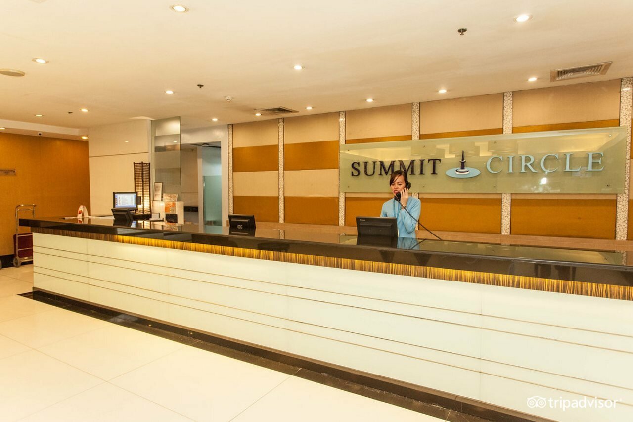 Фото Summit Circle Cebu