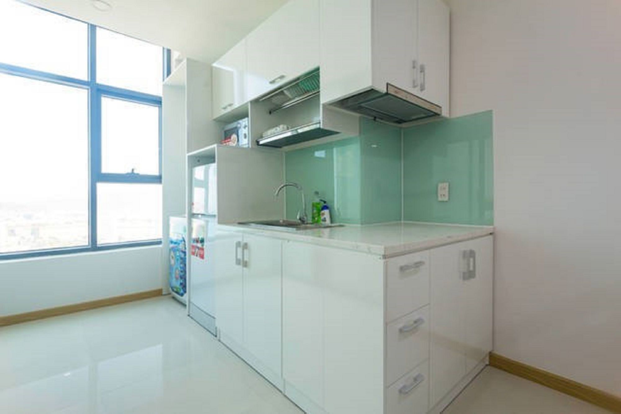 Фото Beach Front Apartment