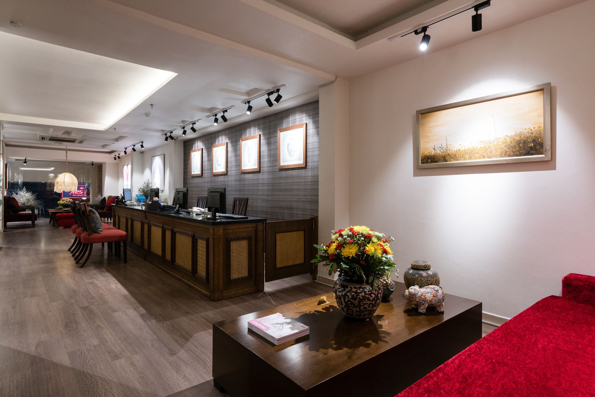 Фото Asian Ruby Center Point Hotel & Spa