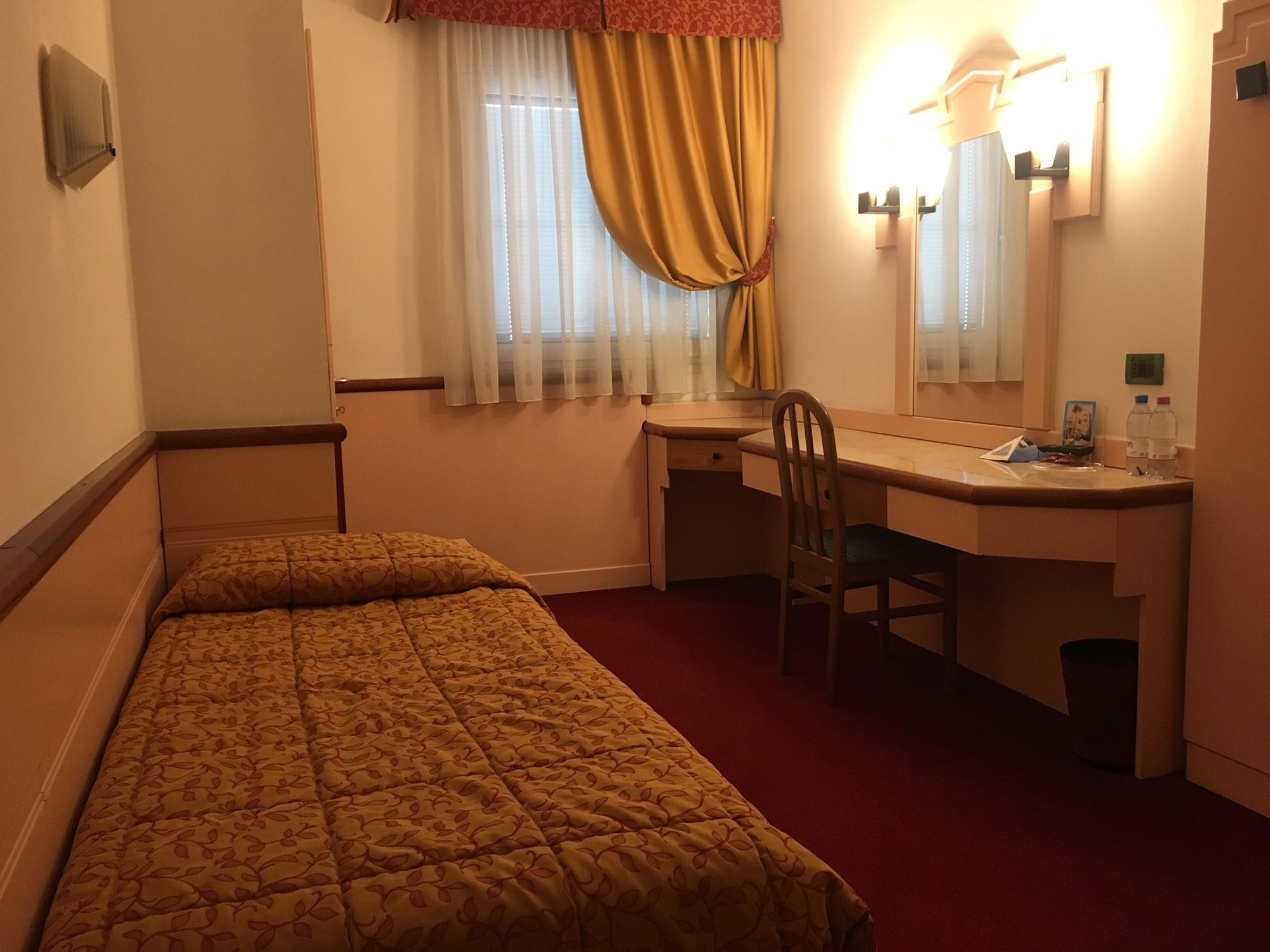 Фото Hotel Garnì Villa Fontana