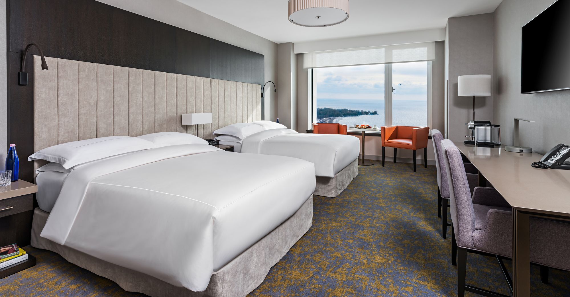 Фото Hotel X Toronto by Library Hotel Collection