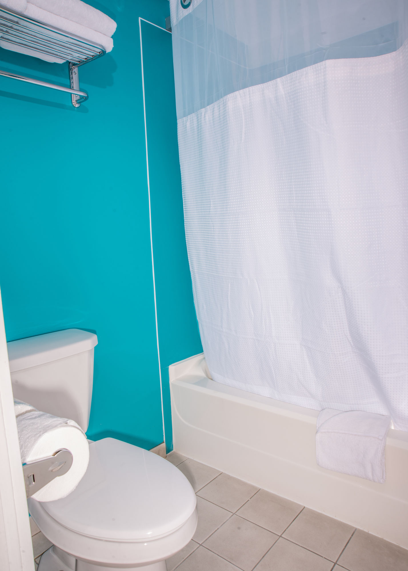 Фото Hotel Zed Kelowna