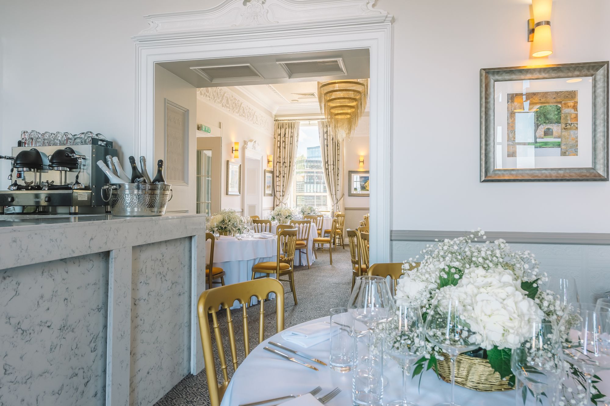 Фото The Wine House 1821