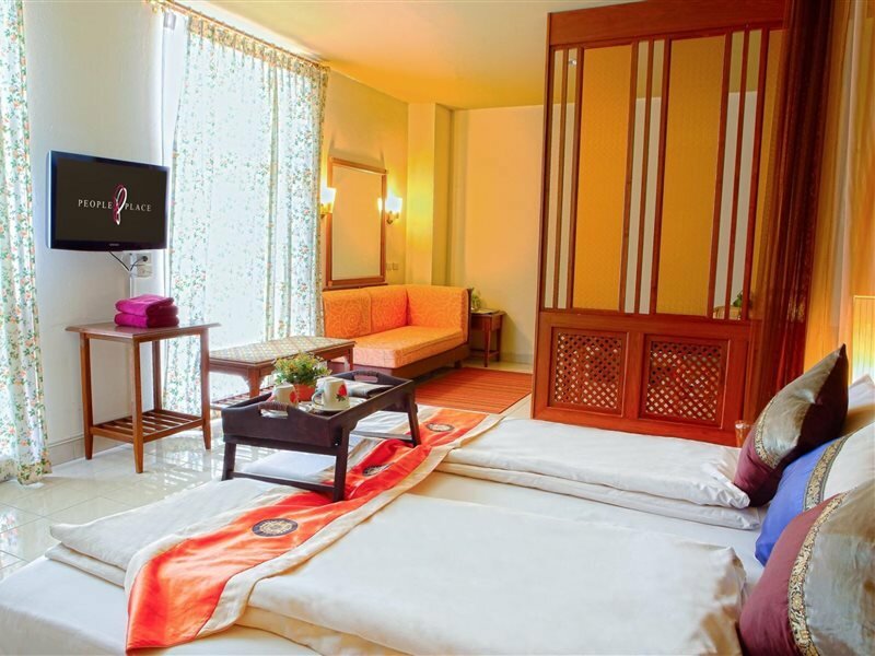 Фото People Place Boutique In Town Hotel